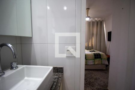 Apartamento para alugar com 72m², 2 quartos e 2 vagas Apartamento para alugar com 72m², 2 quartos e 2 vagasBanheiro da Suíte 2