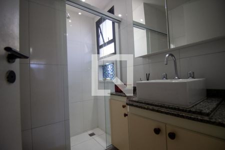 Apartamento para alugar com 72m², 2 quartos e 2 vagas Apartamento para alugar com 72m², 2 quartos e 2 vagasBanheiro da Suíte 2