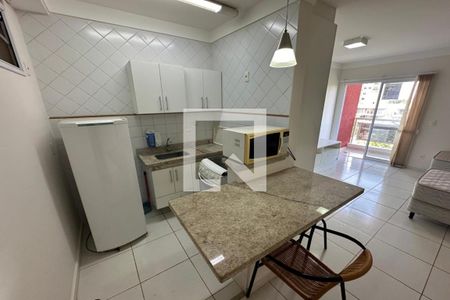 Studio para alugar com 35m², 1 quarto e 1 vaga Studio para alugar com 35m², 1 quarto e 1 vagaCozinha
