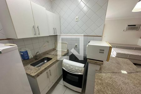 Studio para alugar com 35m², 1 quarto e 1 vaga Studio para alugar com 35m², 1 quarto e 1 vagaCozinha