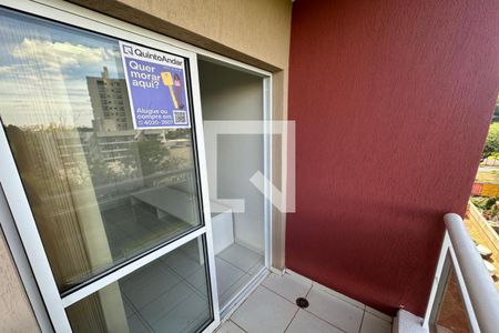 Studio para alugar com 35m², 1 quarto e 1 vaga Studio para alugar com 35m², 1 quarto e 1 vagaSacada