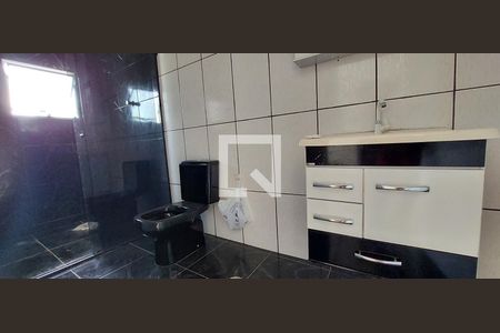 Casa 01 - Banheiro 1 suíte de casa para alugar com 2 quartos, 100m² em Jardim Ipanema, Santo André