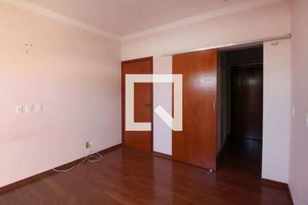 Quarto de casa de condomínio para alugar com 3 quartos, 262m² em Loteamento Dinora Rosa, Sorocaba