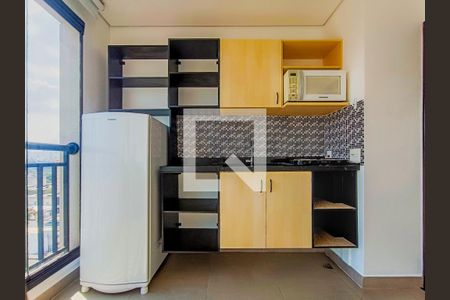 Sala e Cozinha de kitnet/studio para alugar com 1 quarto, 25m² em Barra Funda, São Paulo