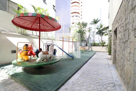 Apartamento à venda com 146m², 3 quartos e 2 vagasÁrea comum - Playground