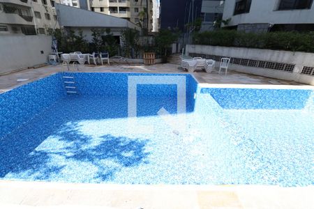 Apartamento à venda com 146m², 3 quartos e 2 vagasÁrea comum - Piscina