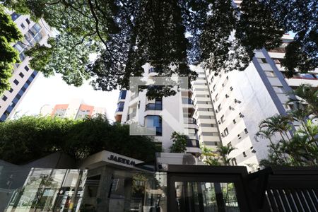 Apartamento à venda com 146m², 3 quartos e 2 vagasFachada e portaria