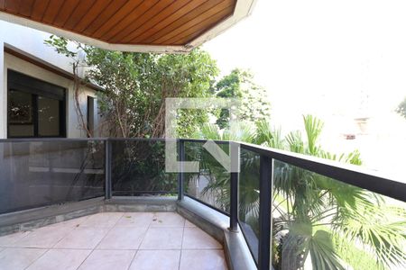 Apartamento à venda com 146m², 3 quartos e 2 vagasVaranda
