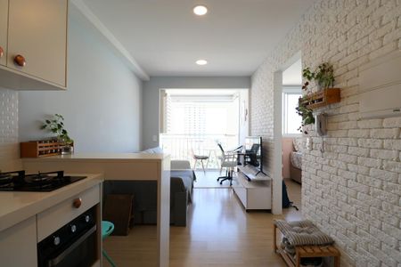 Detalhe da cozinha de apartamento à venda com 1 quarto, 30m² em Parque Industrial Tomas Edson, São Paulo