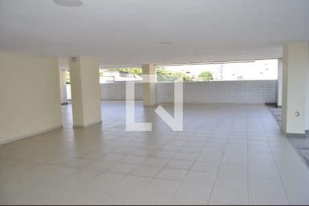 Apartamento à venda com 101m², 2 quartos e 1 vagaÁrea comum