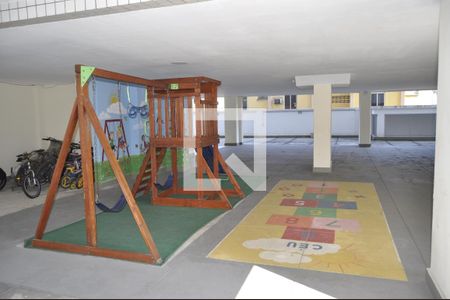 Apartamento à venda com 101m², 2 quartos e 1 vagaÁrea comum