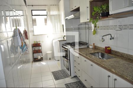 Apartamento à venda com 101m², 2 quartos e 1 vagaCozinha