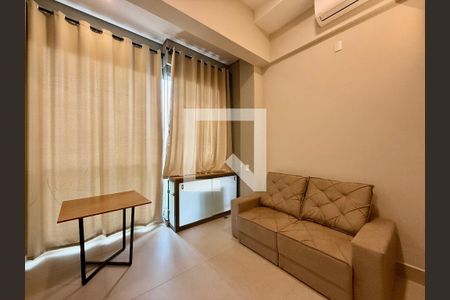 Sala de kitnet/studio para alugar com 1 quarto, 28m² em Jardim das Acacias, São Paulo