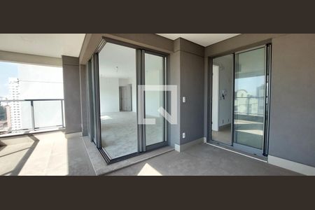 Apartamento à venda com 153m², 3 quartos e 3 vagasCozinha 