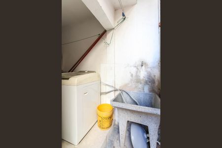 Casa à venda com 200m², 2 quartos e 1 vaga Casa à venda com 200m², 2 quartos e 1 vagaÁrea de Serviço