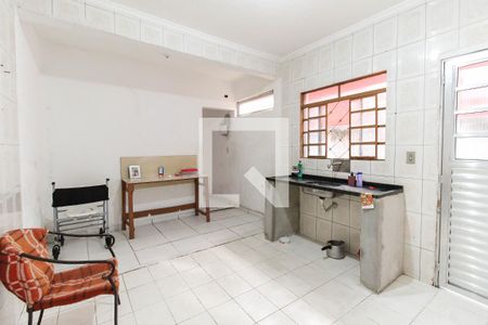 Casa à venda com 200m², 2 quartos e 1 vaga Casa à venda com 200m², 2 quartos e 1 vagaCozinha 2 Casa 2