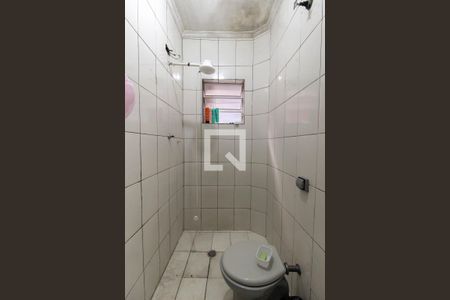 Casa à venda com 200m², 2 quartos e 1 vaga Casa à venda com 200m², 2 quartos e 1 vagaBanheiro 2 Casa 2