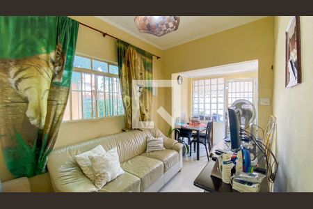 Sala de casa para alugar com 2 quartos, 20m² em Boa Vista, Santo André