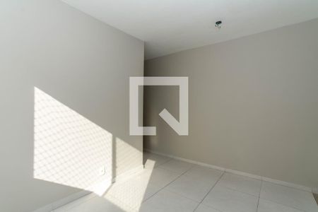 Sala de apartamento para alugar com 2 quartos, 47m² em Cocaia, Guarulhos