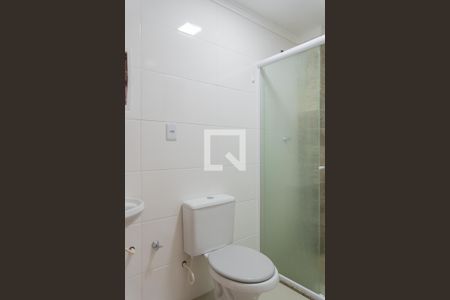 Banheiro de apartamento para alugar com 1 quarto, 40m² em Tristeza, Porto Alegre