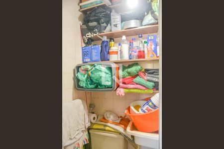 Apartamento à venda com 62m², 2 quartos e 1 vaga Apartamento à venda com 62m², 2 quartos e 1 vagaBanheiro de serviço