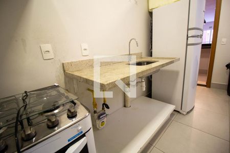 Apartamento à venda com 35m², 2 quartos e sem vaga Apartamento à venda com 35m², 2 quartos e sem vagaÁrea Comum - Salão de Festas - Copa