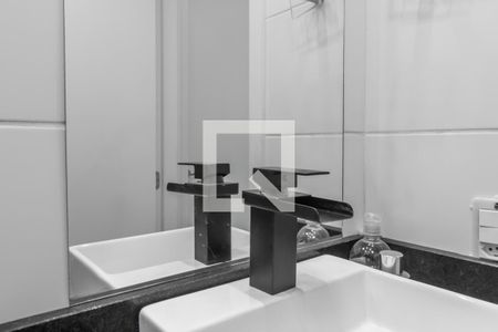 Banheiro de apartamento para alugar com 2 quartos, 41m² em Vila Penteado, São Paulo