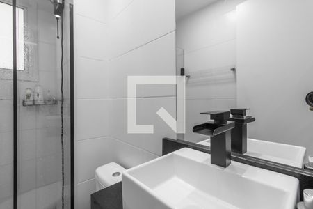 Banheiro de apartamento para alugar com 2 quartos, 41m² em Vila Penteado, São Paulo