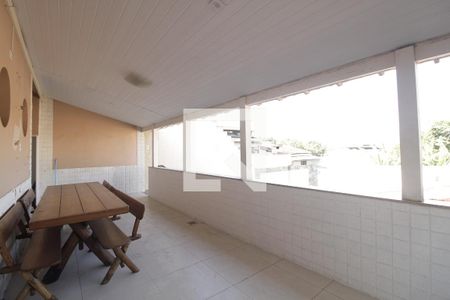 Casa de condomínio à venda com 237m², 3 quartos e 3 vagasÁrea externa