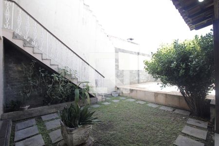 Casa de condomínio à venda com 237m², 3 quartos e 3 vagasÁrea gourmet