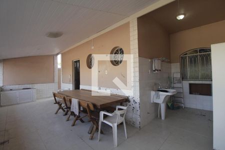 Casa de condomínio à venda com 237m², 3 quartos e 3 vagasÁrea externa