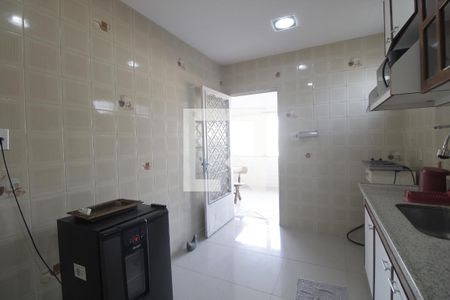 Casa de condomínio à venda com 237m², 3 quartos e 3 vagasCozinha