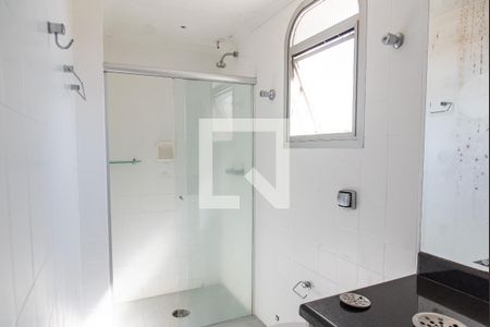 Apartamento para alugar com 100m², 3 quartos e 2 vagas Apartamento para alugar com 100m², 3 quartos e 2 vagasBanheiro da suíte