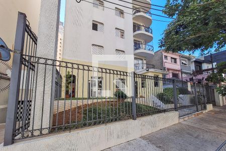 Apartamento para alugar com 100m², 3 quartos e 2 vagas Apartamento para alugar com 100m², 3 quartos e 2 vagasFachada