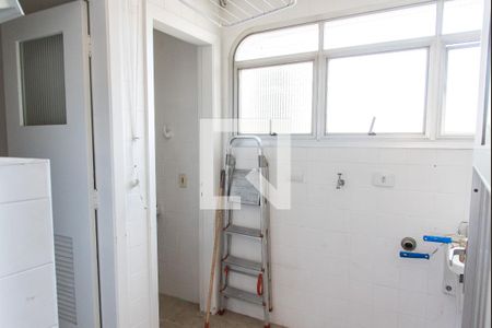 Apartamento para alugar com 100m², 3 quartos e 2 vagas Apartamento para alugar com 100m², 3 quartos e 2 vagasÁrea de serviço