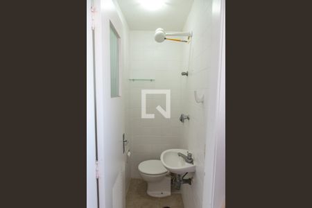 Apartamento para alugar com 100m², 3 quartos e 2 vagas Apartamento para alugar com 100m², 3 quartos e 2 vagasBanheiro de serviço