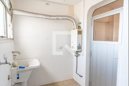 Apartamento para alugar com 100m², 3 quartos e 2 vagas Apartamento para alugar com 100m², 3 quartos e 2 vagasÁrea de serviço