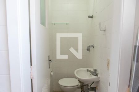 Apartamento para alugar com 100m², 3 quartos e 2 vagas Apartamento para alugar com 100m², 3 quartos e 2 vagasBanheiro de serviço