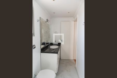 Apartamento para alugar com 100m², 3 quartos e 2 vagas Apartamento para alugar com 100m², 3 quartos e 2 vagasBanheiro da suíte