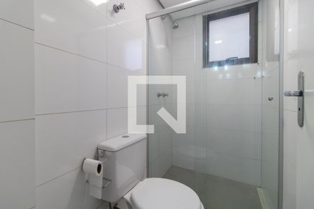 Banheiro de apartamento para alugar com 1 quarto, 45m² em Tristeza, Porto Alegre