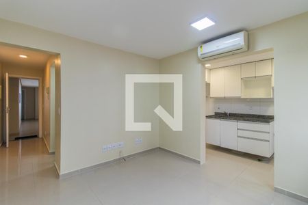Sala de apartamento para alugar com 1 quarto, 45m² em Tristeza, Porto Alegre