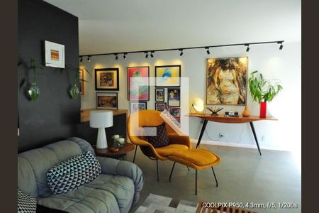 Detalhe Sala de apartamento à venda com 2 quartos, 117m² em Cerqueira César, São Paulo