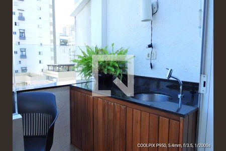 Apartamento para alugar com 117m², 2 quartos e 1 vagaDeck com pia