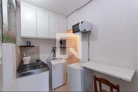 Cozinha de kitnet/studio para alugar com 1 quarto, 20m² em Vila Anglo Brasileira, São Paulo