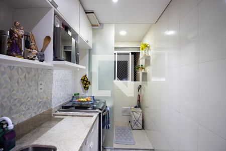 Cozinha de apartamento à venda com 2 quartos, 54m² em Vila Santana, São Paulo
