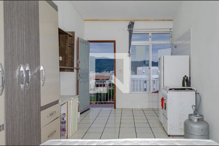 Sala / Quarto / Cozinha de apartamento para alugar com 1 quarto, 29m² em Trindade, Florianópolis