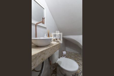 Lavabo de casa para alugar com 4 quartos, 115m² em Vila Curuçá, São Paulo
