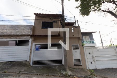 Casa para alugar com 115m², 4 quartos e 2 vagasFachada