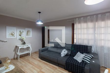 Sala de casa para alugar com 4 quartos, 115m² em Vila Curuçá, São Paulo