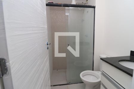 Banheiro de kitnet/studio para alugar com 0 quarto, 36m² em Cidade Mãe do Céu, São Paulo